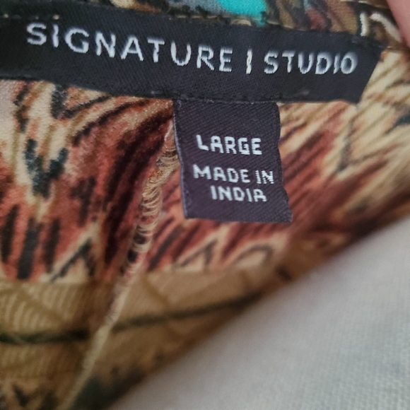 Signature Studio Chevron Bell Sleeved Tunic/Dress - Picture 5 of 5